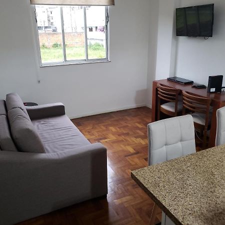 Apartamento No Alto Com Estacionamento E Wi-Fi Appartement Teresópolis Buitenkant foto