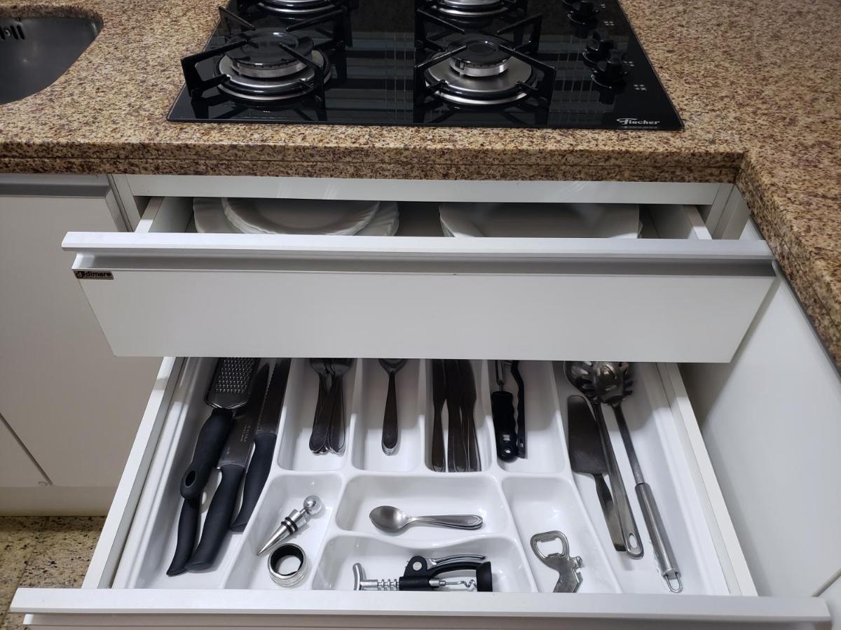 Apartamento No Alto Com Estacionamento E Wi-Fi Appartement Teresópolis Buitenkant foto